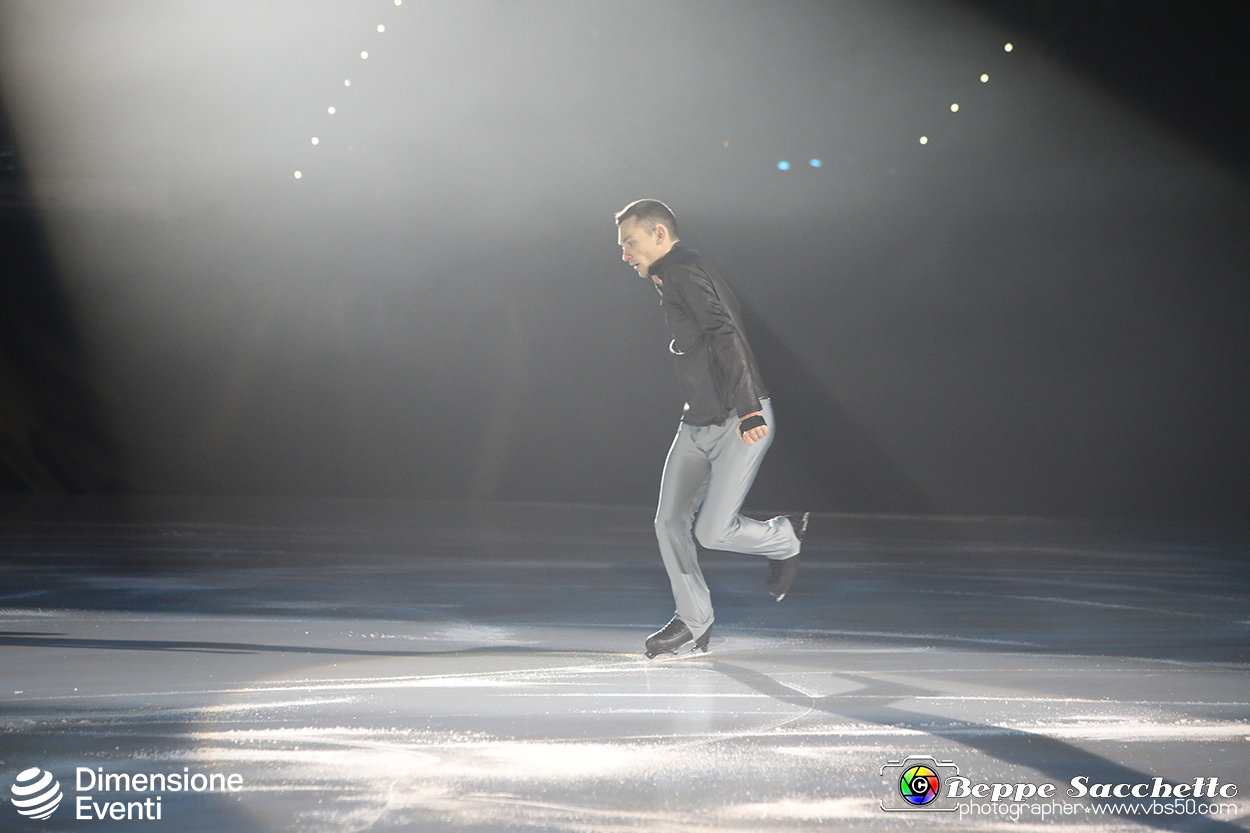 VBS_1406 - Monet on ice.jpg